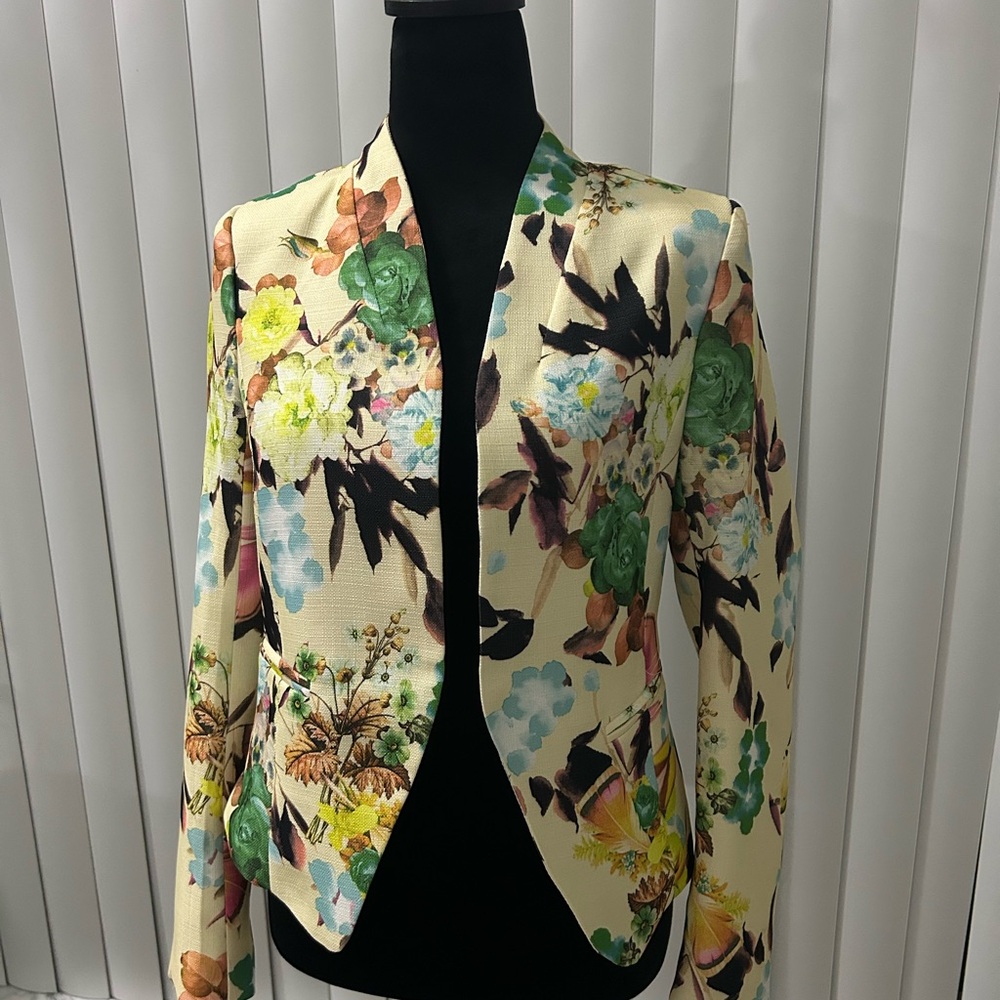 Ovi Cream and Green Tailored Blazer